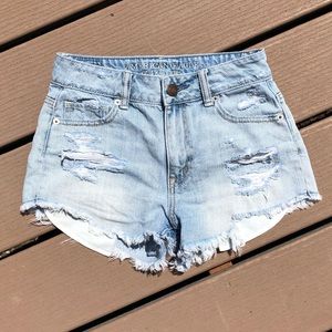 American eagle high wasted shorts🦋